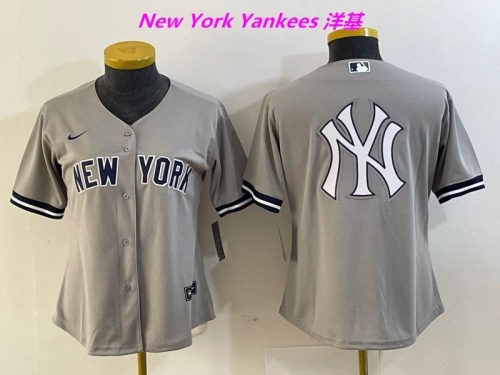 MLB New York Yankees 510 Women