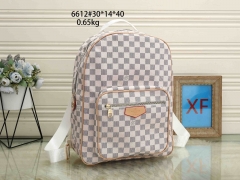 L...V... Bags 3152