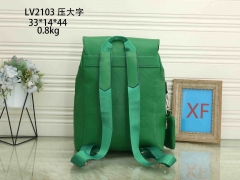 L...V... Bags 3040