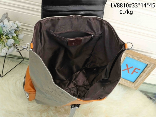 L...V... Bags 3031