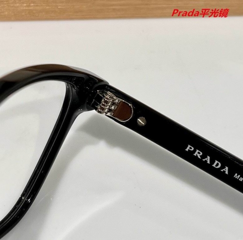 P.r.a.d.a. Plain Glasses AAAA 4587