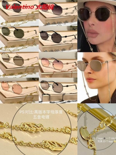 V.a.l.e.n.t.i.n.o. Sunglasses AAAA 4337