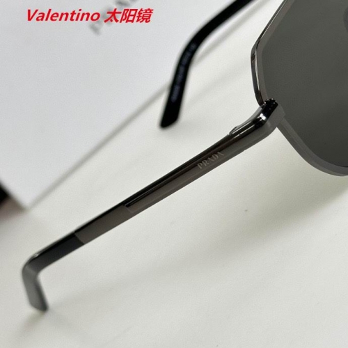 V.a.l.e.n.t.i.n.o. Sunglasses AAAA 4099