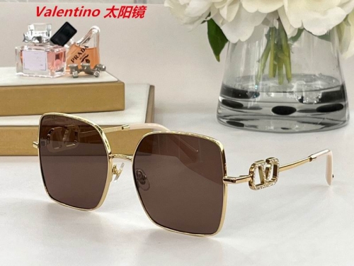 V.a.l.e.n.t.i.n.o. Sunglasses AAAA 4037