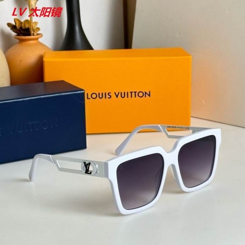 L...V... Sunglasses AAAA 4883