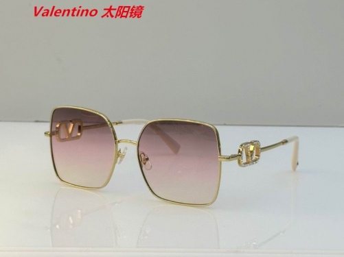 V.a.l.e.n.t.i.n.o. Sunglasses AAAA 4007