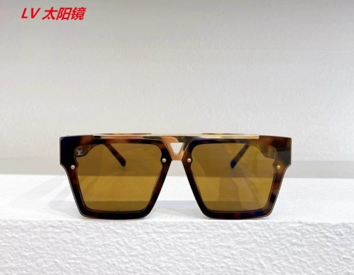 L...V... Sunglasses AAAA 4795