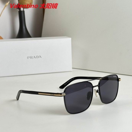 V.a.l.e.n.t.i.n.o. Sunglasses AAAA 4123