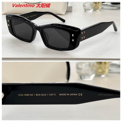 V.a.l.e.n.t.i.n.o. Sunglasses AAAA 4360