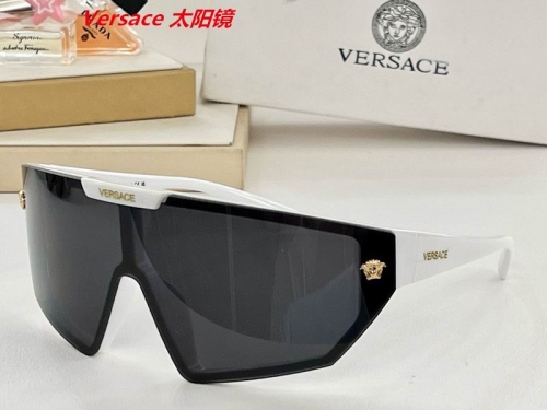 V.e.r.s.a.c.e. Sunglasses AAAA 4149