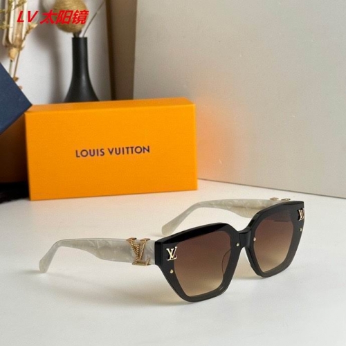 L...V... Sunglasses AAAA 4441