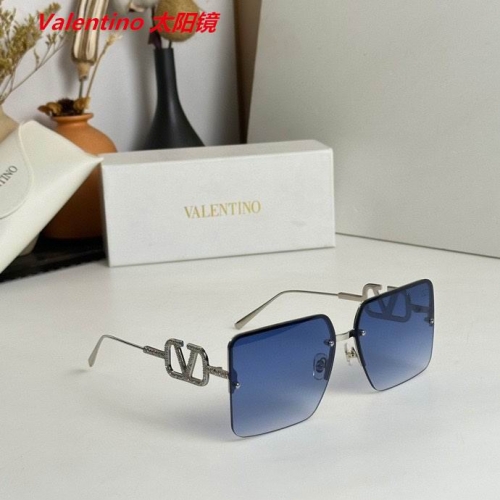 V.a.l.e.n.t.i.n.o. Sunglasses AAAA 4154