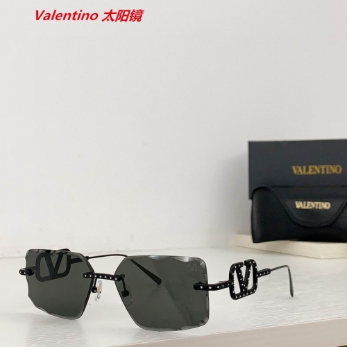 V.a.l.e.n.t.i.n.o. Sunglasses AAAA 4178