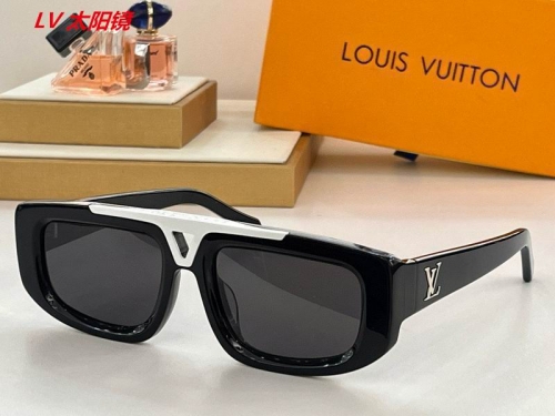 L...V... Sunglasses AAAA 5821