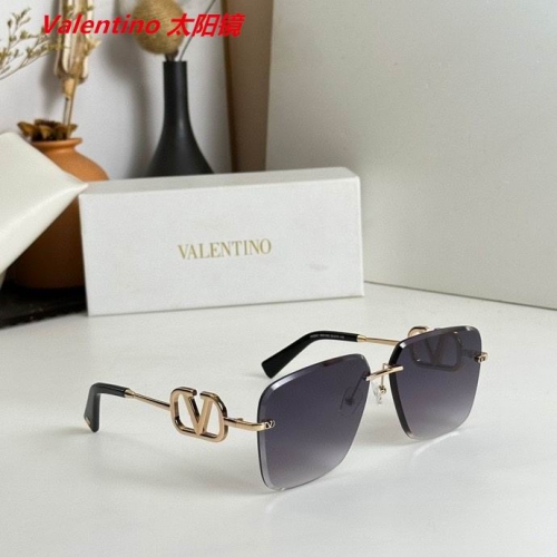 V.a.l.e.n.t.i.n.o. Sunglasses AAAA 4094