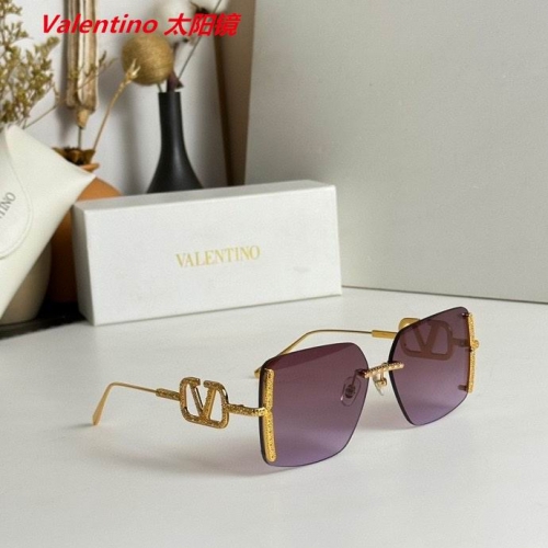 V.a.l.e.n.t.i.n.o. Sunglasses AAAA 4137