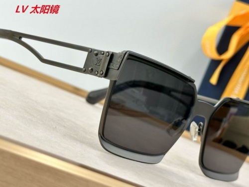 L...V... Sunglasses AAAA 4990