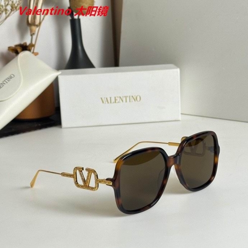 V.a.l.e.n.t.i.n.o. Sunglasses AAAA 4059