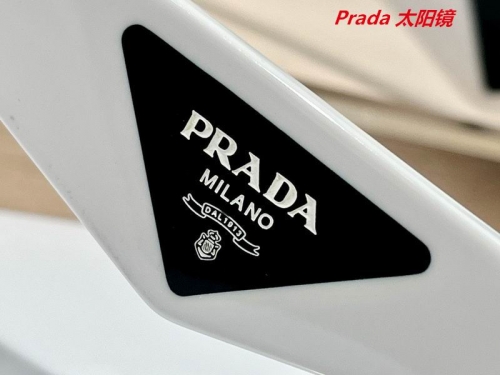 P.r.a.d.a. Sunglasses AAAA 4026