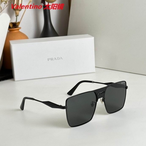 V.a.l.e.n.t.i.n.o. Sunglasses AAAA 4127