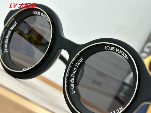 L...V... Sunglasses AAAA 5077