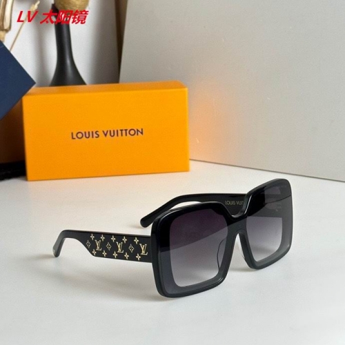 L...V... Sunglasses AAAA 4421