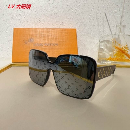 L...V... Sunglasses AAAA 4704