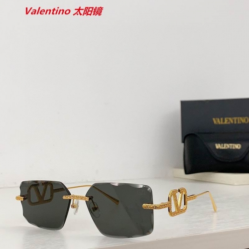 V.a.l.e.n.t.i.n.o. Sunglasses AAAA 4180