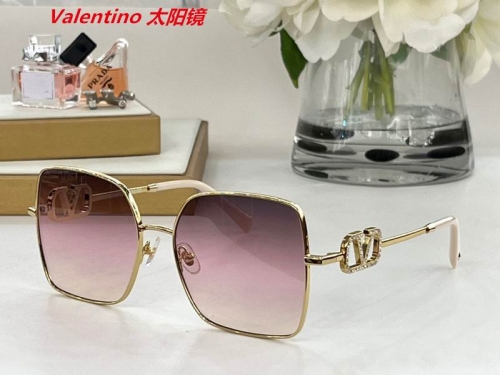 V.a.l.e.n.t.i.n.o. Sunglasses AAAA 4035