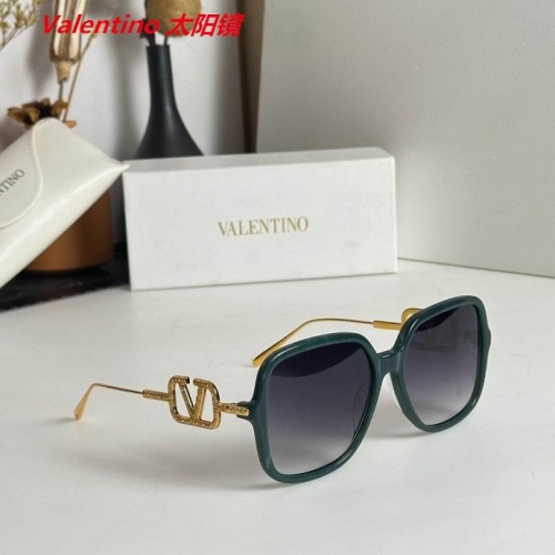 V.a.l.e.n.t.i.n.o. Sunglasses AAAA 4057