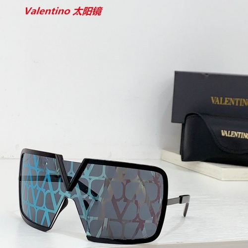 V.a.l.e.n.t.i.n.o. Sunglasses AAAA 4277