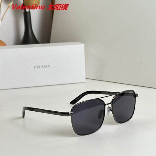 V.a.l.e.n.t.i.n.o. Sunglasses AAAA 4121