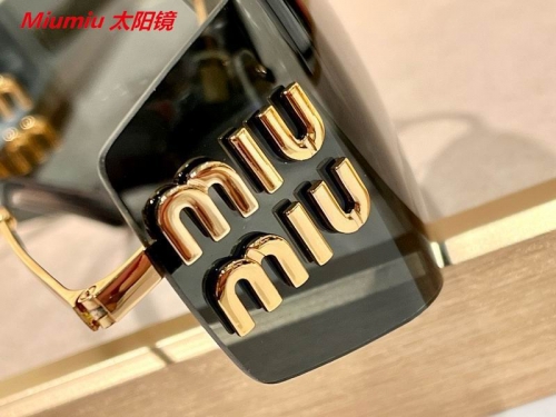 M.i.u.m.i.u. Sunglasses AAAA 4760