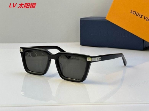 L...V... Sunglasses AAAA 5021