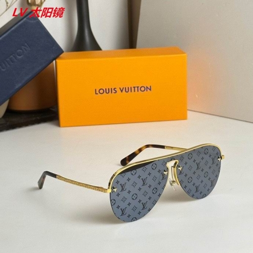 L...V... Sunglasses AAAA 4492