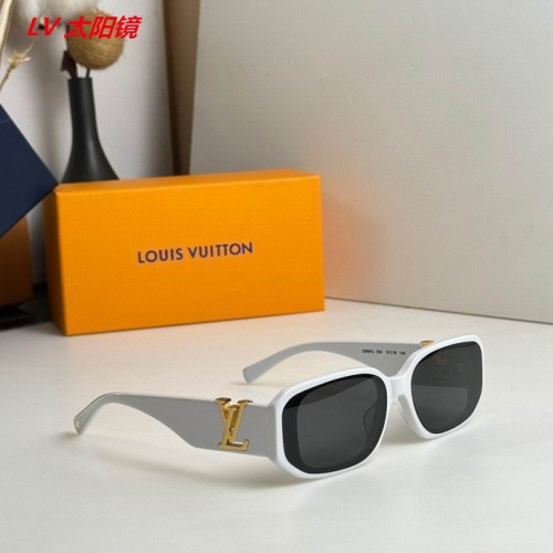 L...V... Sunglasses AAAA 4407