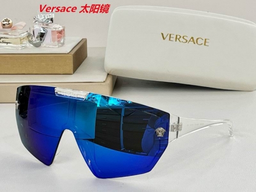 V.e.r.s.a.c.e. Sunglasses AAAA 4134