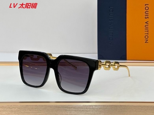 L...V... Sunglasses AAAA 4937