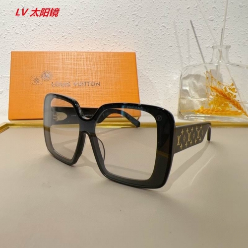 L...V... Sunglasses AAAA 4706