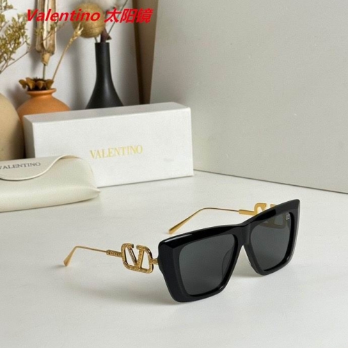 V.a.l.e.n.t.i.n.o. Sunglasses AAAA 4148