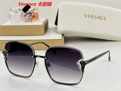 V.e.r.s.a.c.e. Sunglasses AAAA 4163