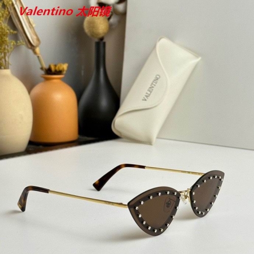 V.a.l.e.n.t.i.n.o. Sunglasses AAAA 4086