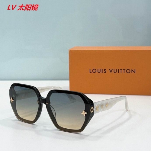 L...V... Sunglasses AAAA 4567