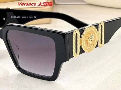 V.e.r.s.a.c.e. Sunglasses AAAA 4053