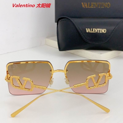 V.a.l.e.n.t.i.n.o. Sunglasses AAAA 4168