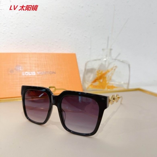 L...V... Sunglasses AAAA 5218