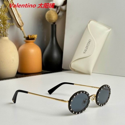 V.a.l.e.n.t.i.n.o. Sunglasses AAAA 4074