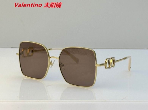 V.a.l.e.n.t.i.n.o. Sunglasses AAAA 4003