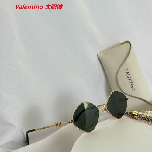 V.a.l.e.n.t.i.n.o. Sunglasses AAAA 4231