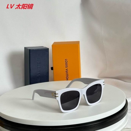 L...V... Sunglasses AAAA 5313